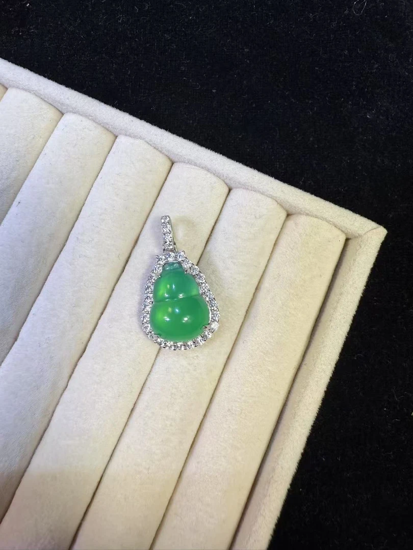 XIYAN/银s925封底小号葫芦气质时尚镶嵌高冰冰阳绿精美