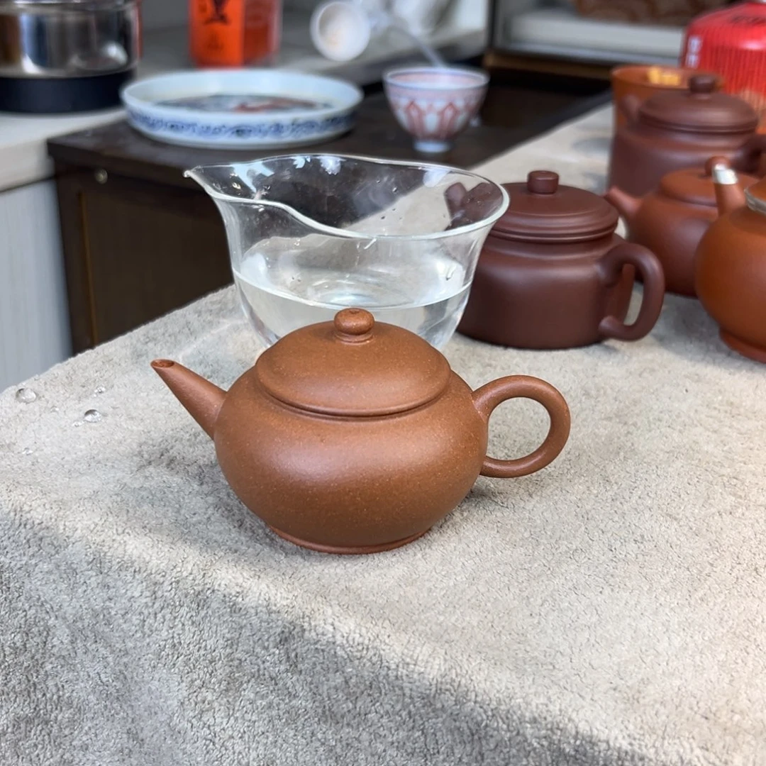 紫砂茶壶三***?紫砂壶等