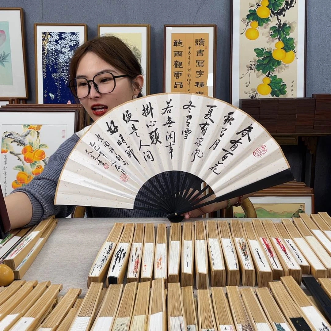 国画福利折扇带中玉扇骨（默认粘好发出）春有百花