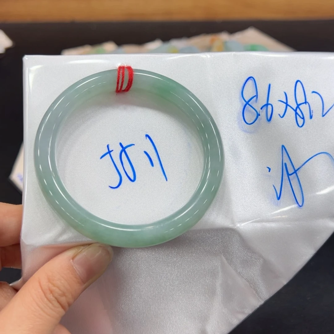 【闪购商品】翡翠手镯未镶嵌手镯