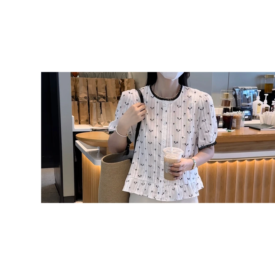 BK 夏季时尚休闲气半袖上衣法式短袖圆领百搭花朵衬衫质