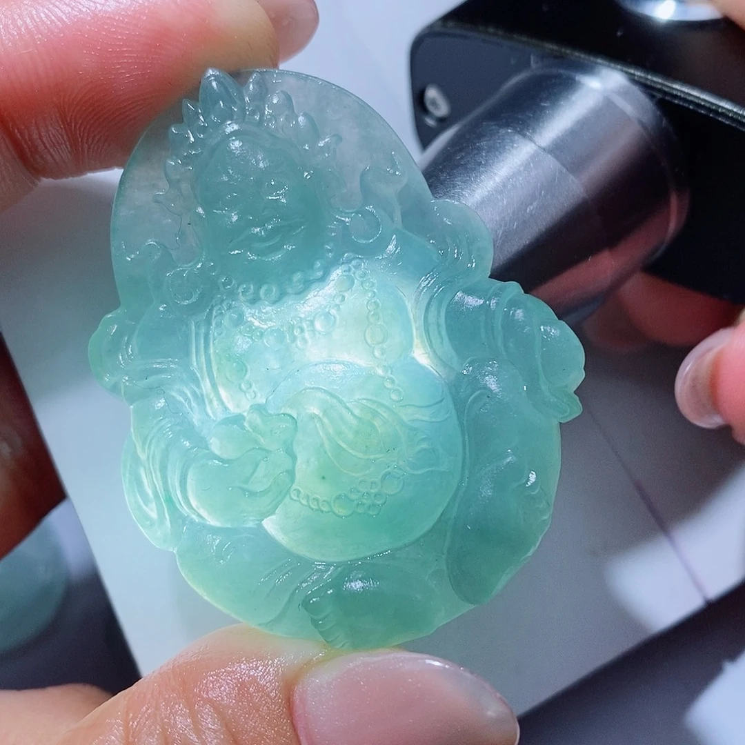 定制翡翠未镶嵌翡翠