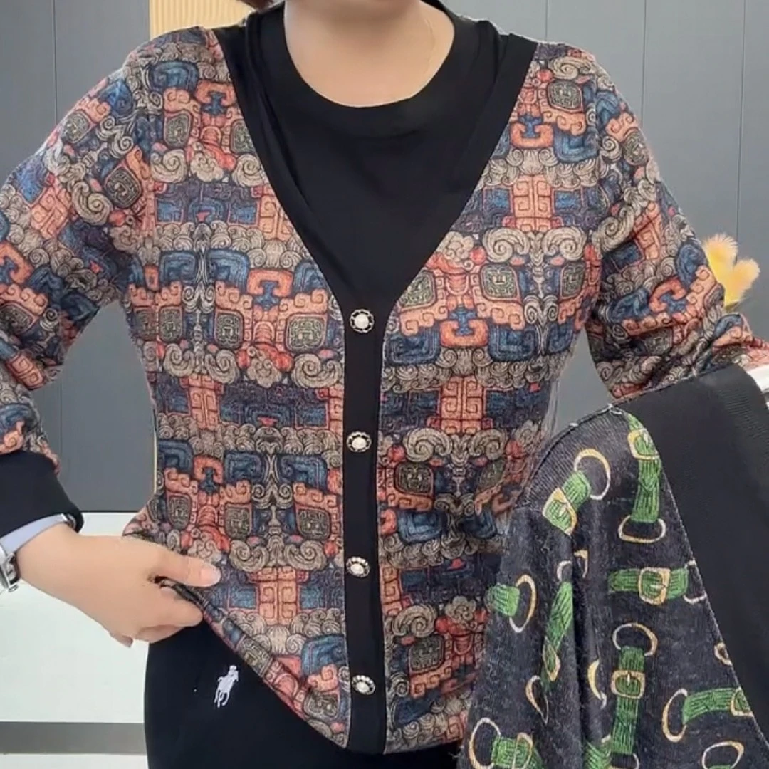 梦梦家8113款时尚洋气减龄休闲百搭显瘦圆领拼接假俩件长袖衫