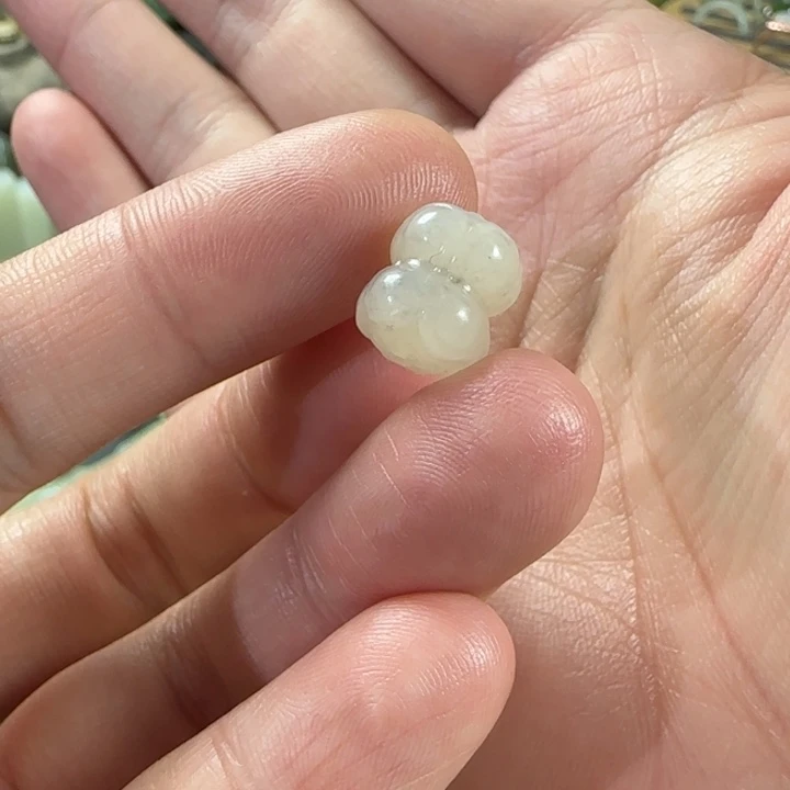 和田玉未镶嵌颈饰福利