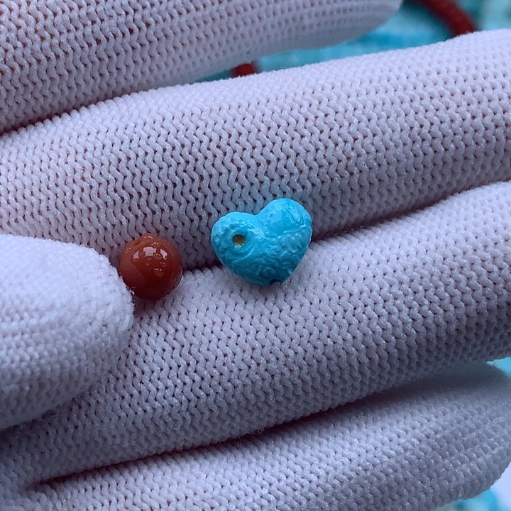 南红玛瑙未镶嵌珠宝奇石