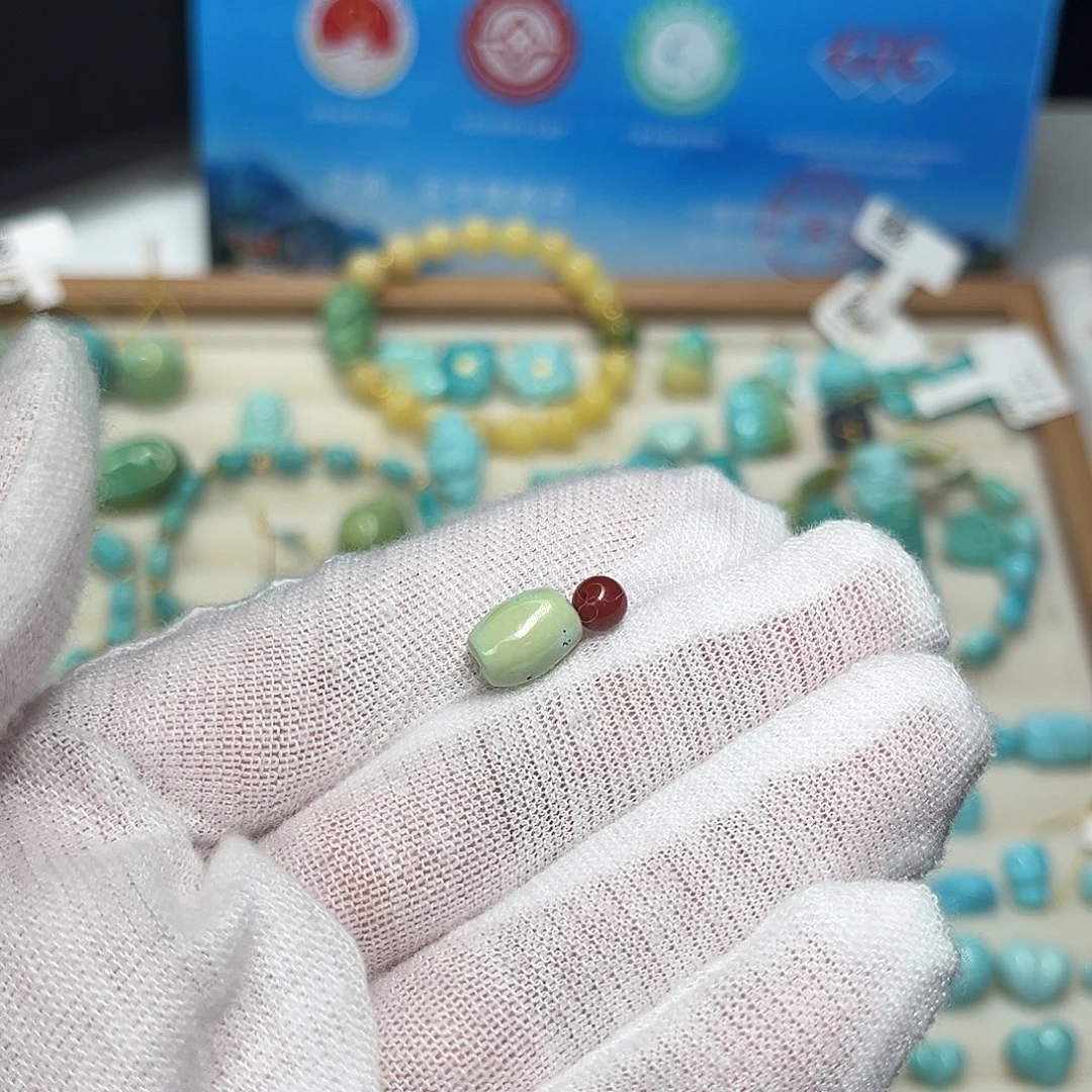 南红玛瑙未镶嵌珠宝半成品