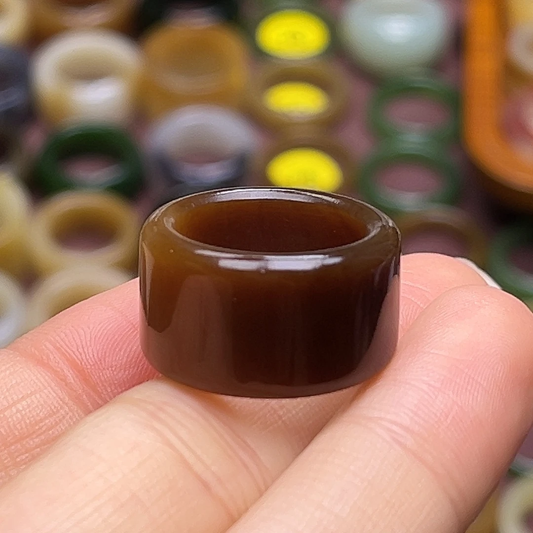 和田玉未镶嵌戒指16.2深红糖