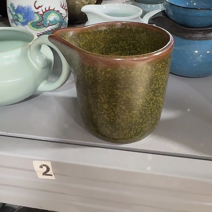 主人杯子一个，瓷。。。。