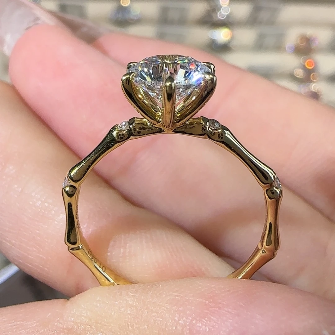 实验室培育钻石18K金镶嵌竹节1卡12