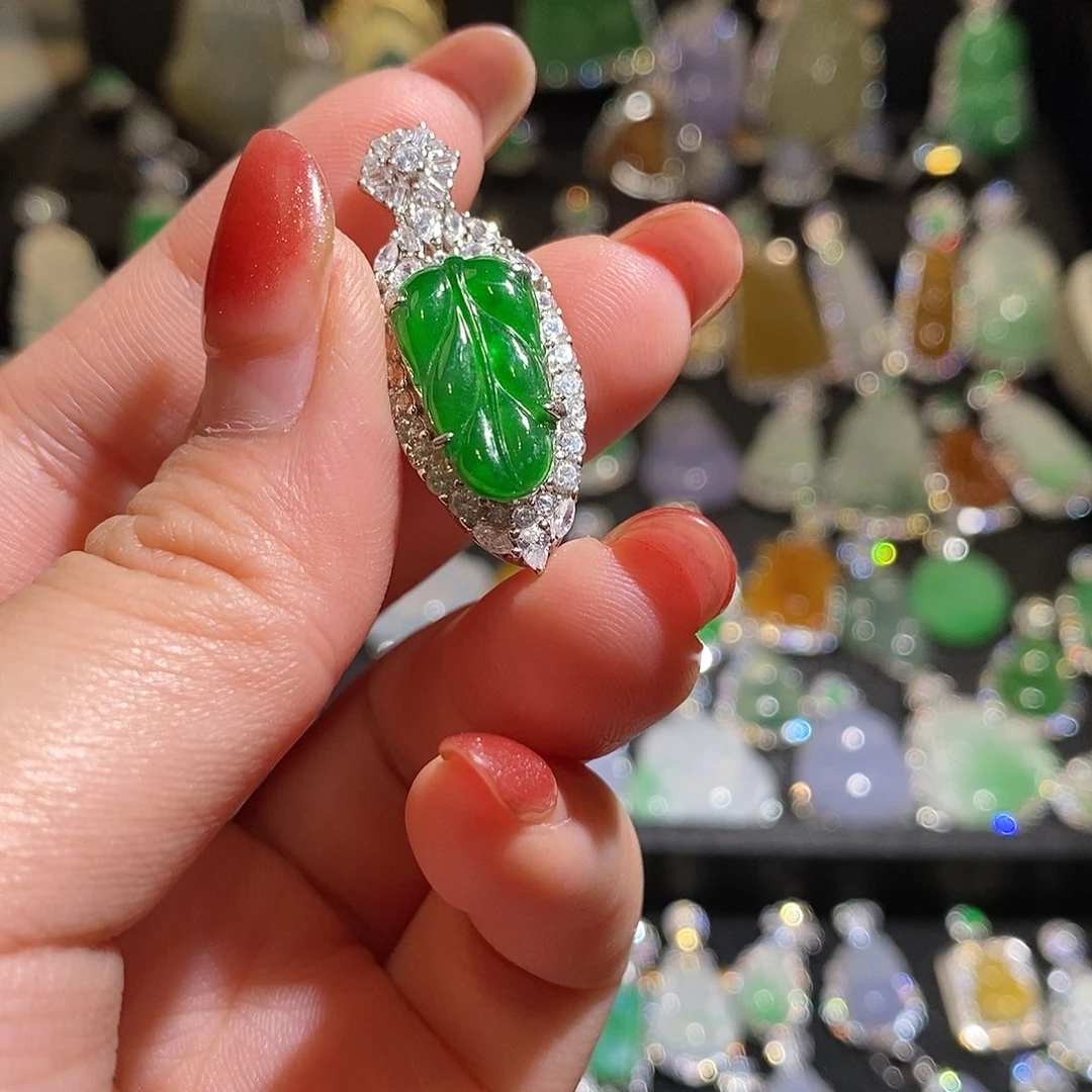 颈饰银S925镶嵌翡翠天然翡翠