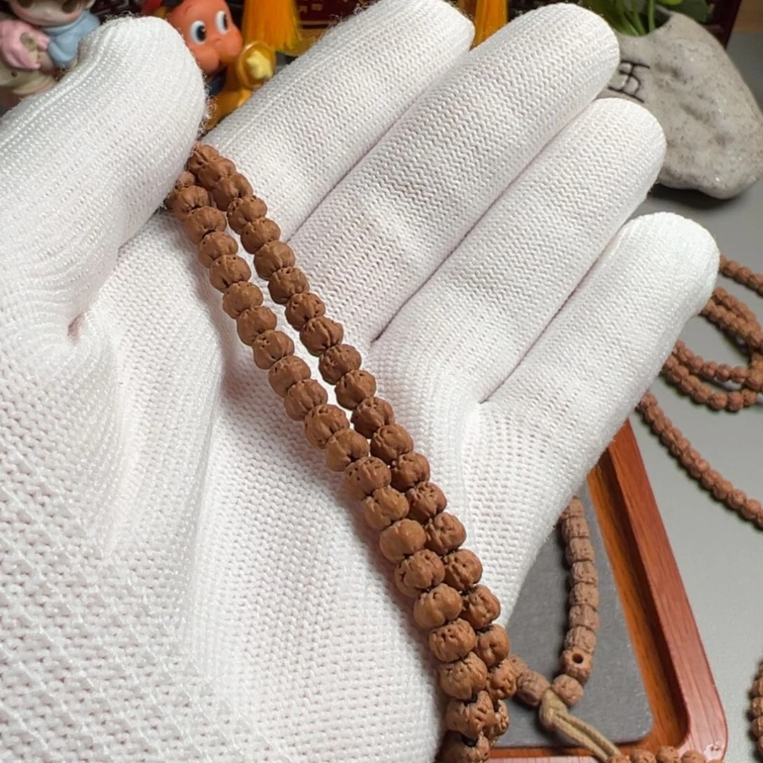 k***r柏香籽/百香籽吊坠