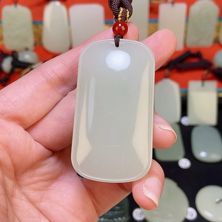 【闪购商品】颈饰未镶嵌和田玉
