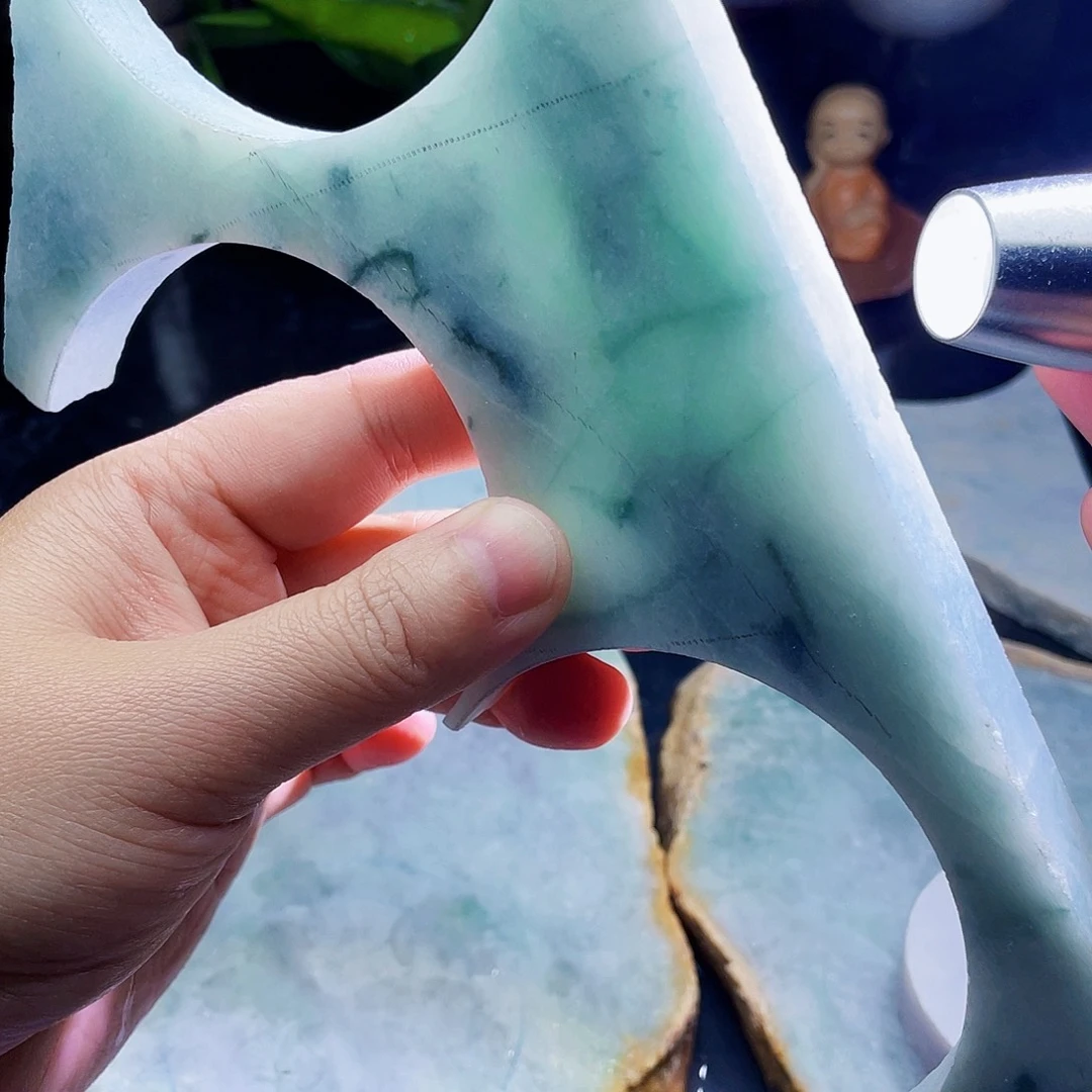 翡翠未镶嵌颈饰毛料20