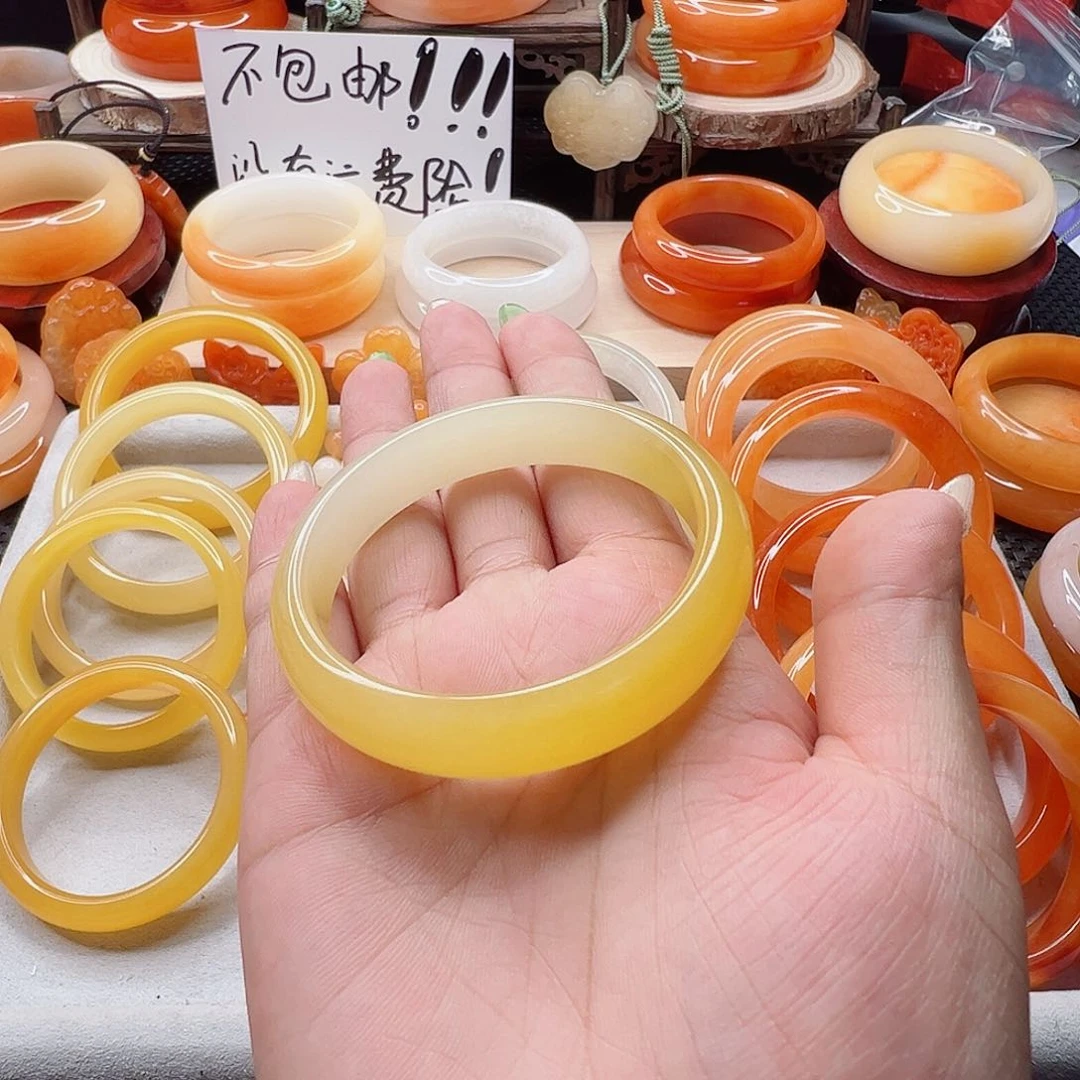 石英质玉（黄龙玉）未镶嵌手镯雪****宝