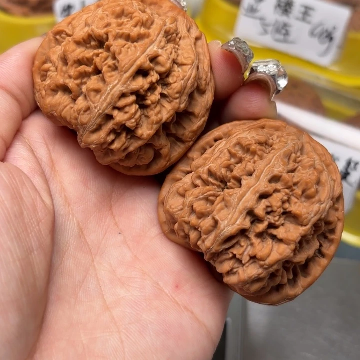 吊坠文玩核桃48-21666-02