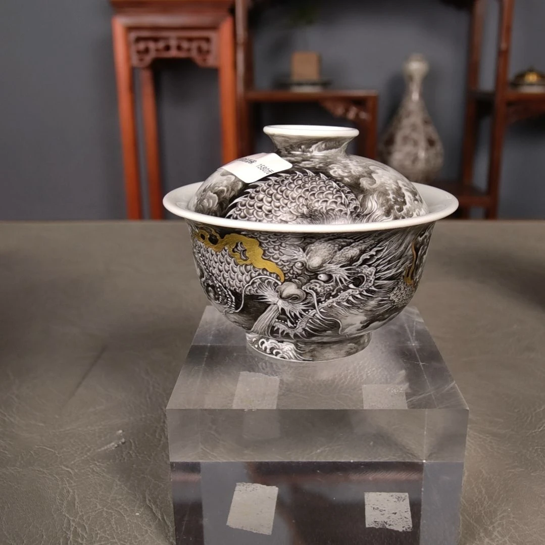 墨龙描金龙吸水盖碗