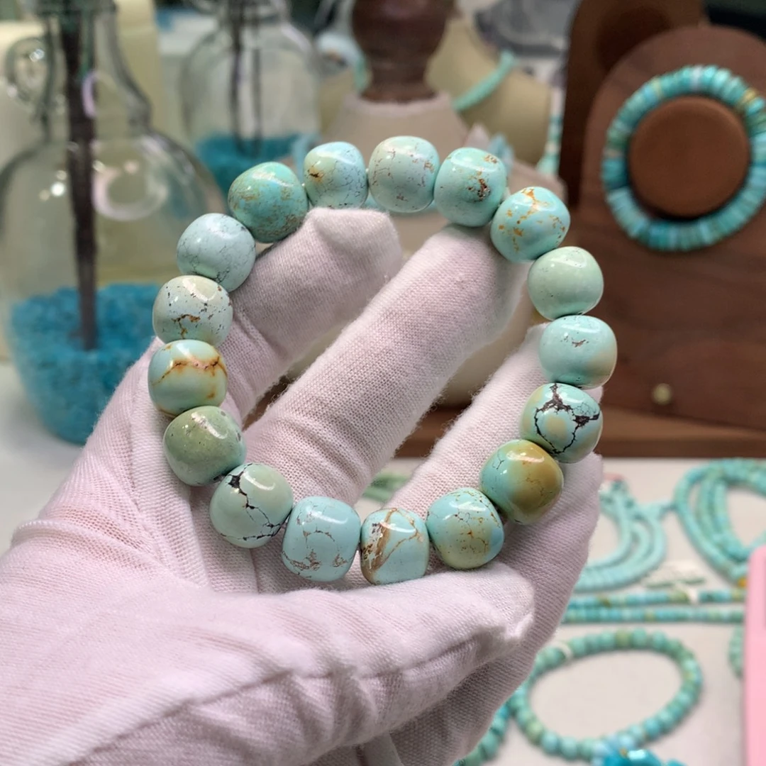 绿松石未镶嵌饰品