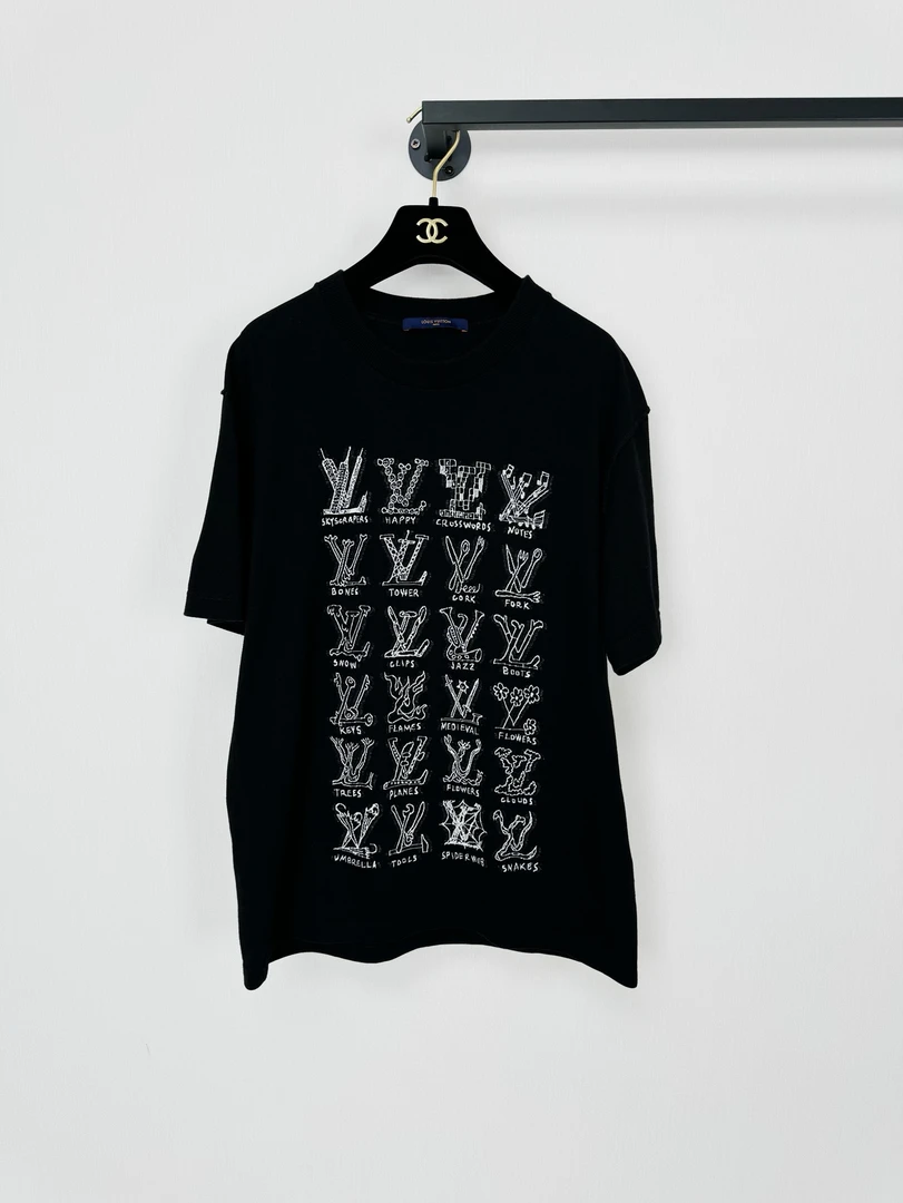 99新 LouisVuitton/路易威登 短袖 正品 L码 专柜6000多