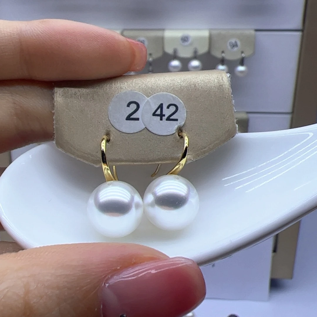 银S925镶嵌淡水珍珠耳饰