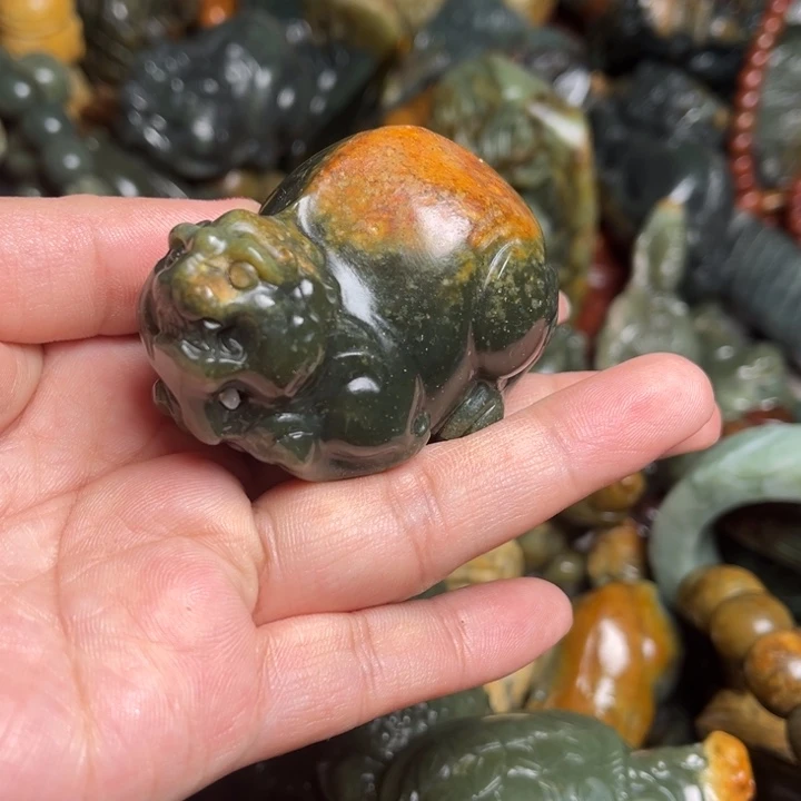 岫岩河磨玉（透闪石质玉）未镶嵌挂件