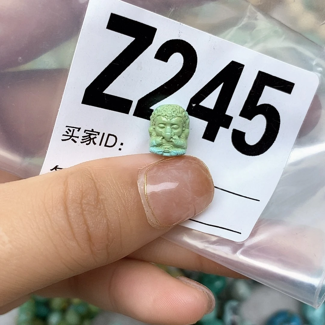 绿松石配饰未镶嵌