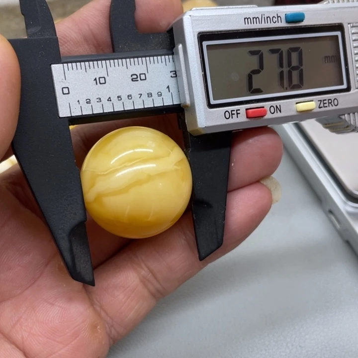 琥珀未镶嵌裸石珠子