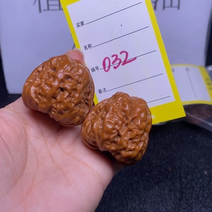 把件文玩核桃032%36蛤蟆头