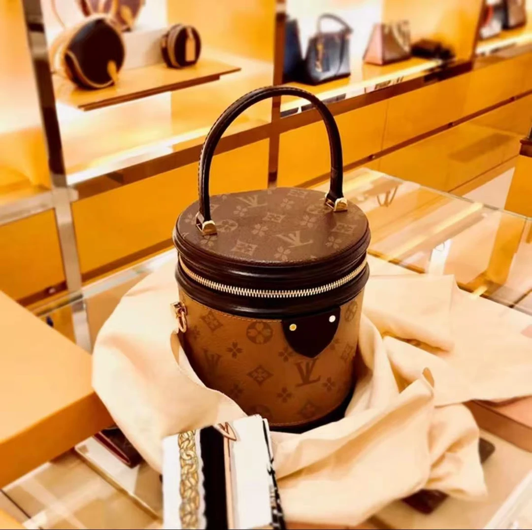 5号时尚发财桶包A6553-11