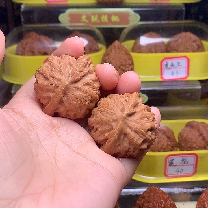 吊坠文玩核桃白*宫灯