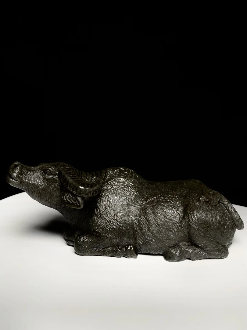 寿山旗降石牛手把件摆件