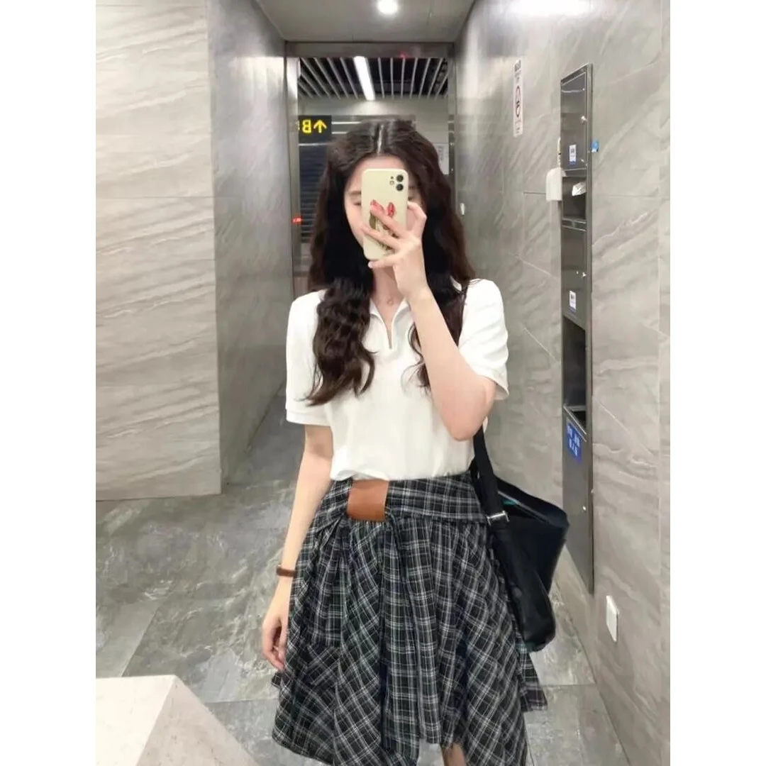 白色polo领短袖T恤小众炸街高级感女装夏季不规则黑白格纹半身裙