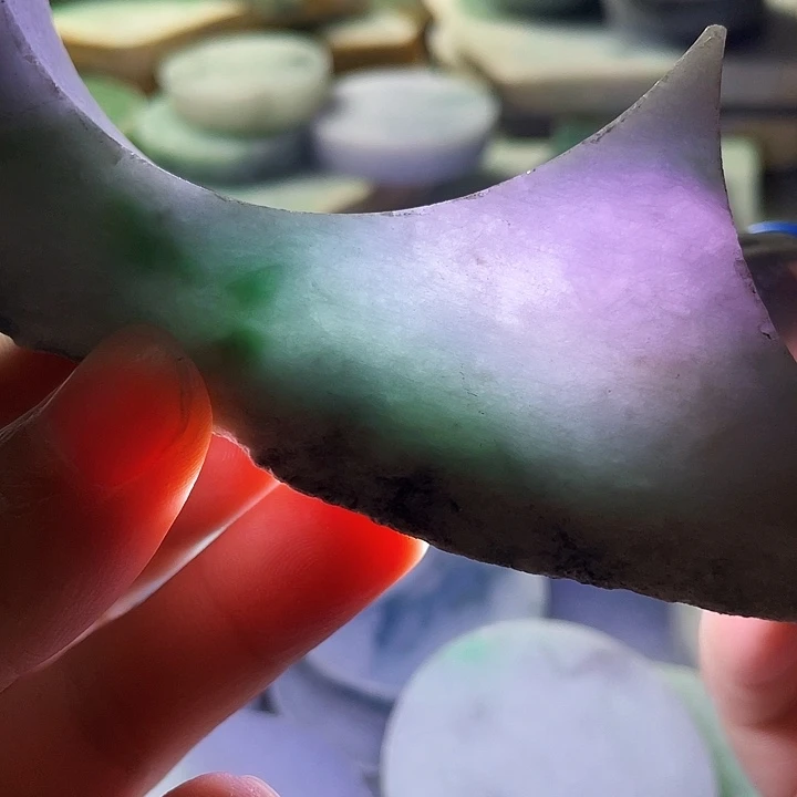 翡翠挂件未镶嵌毛料24