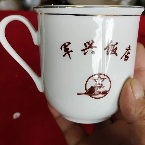 瓷片瓷器，各种摆件，沙锅，五厂，七厂！