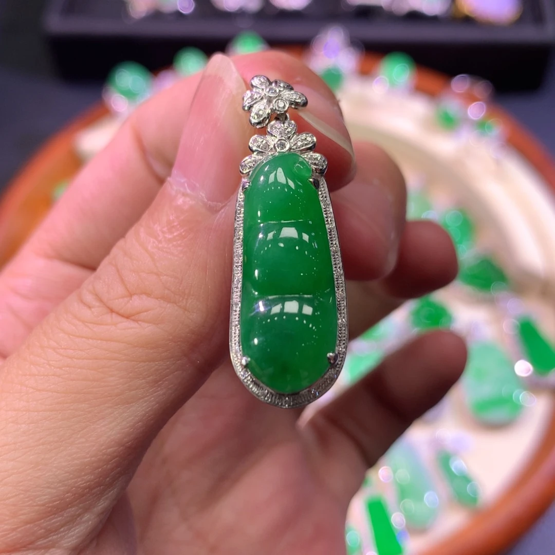 翡翠18K金镶嵌吊坠(不含链)