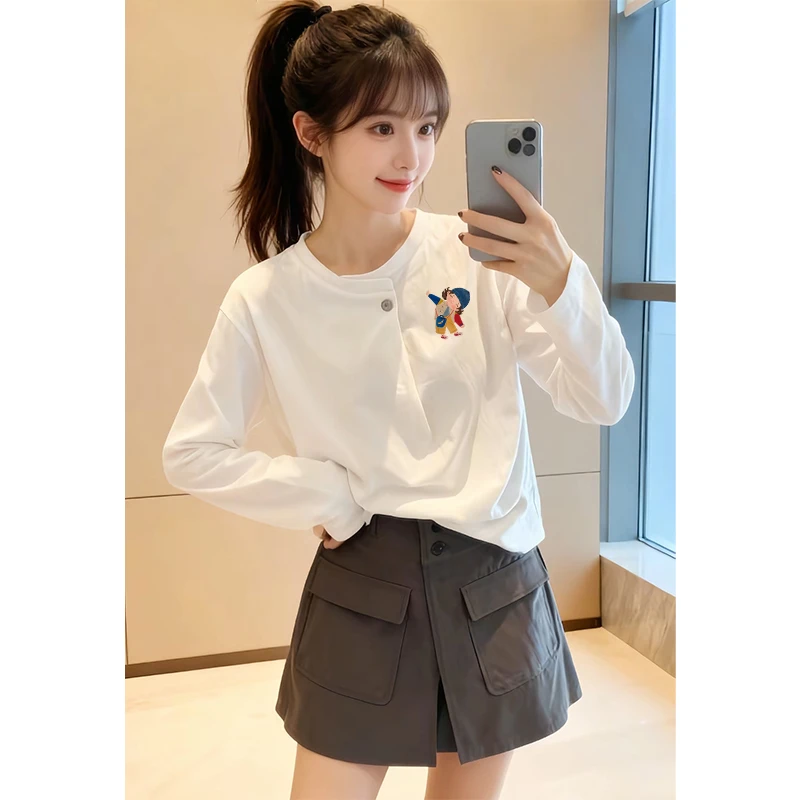 秋冬季爆款休闲宽松白色纽扣上衣女高级感正肩纯棉简约长袖T恤女