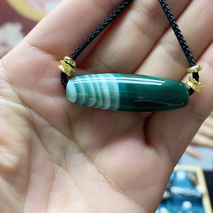 玛瑙/玉髓颈饰合金