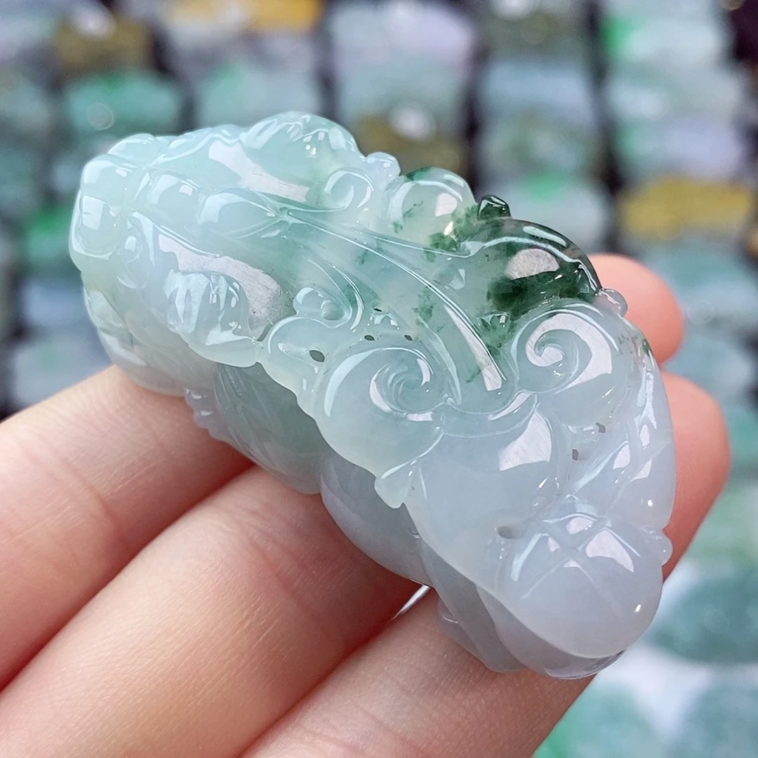 颈饰未镶嵌翡翠天然