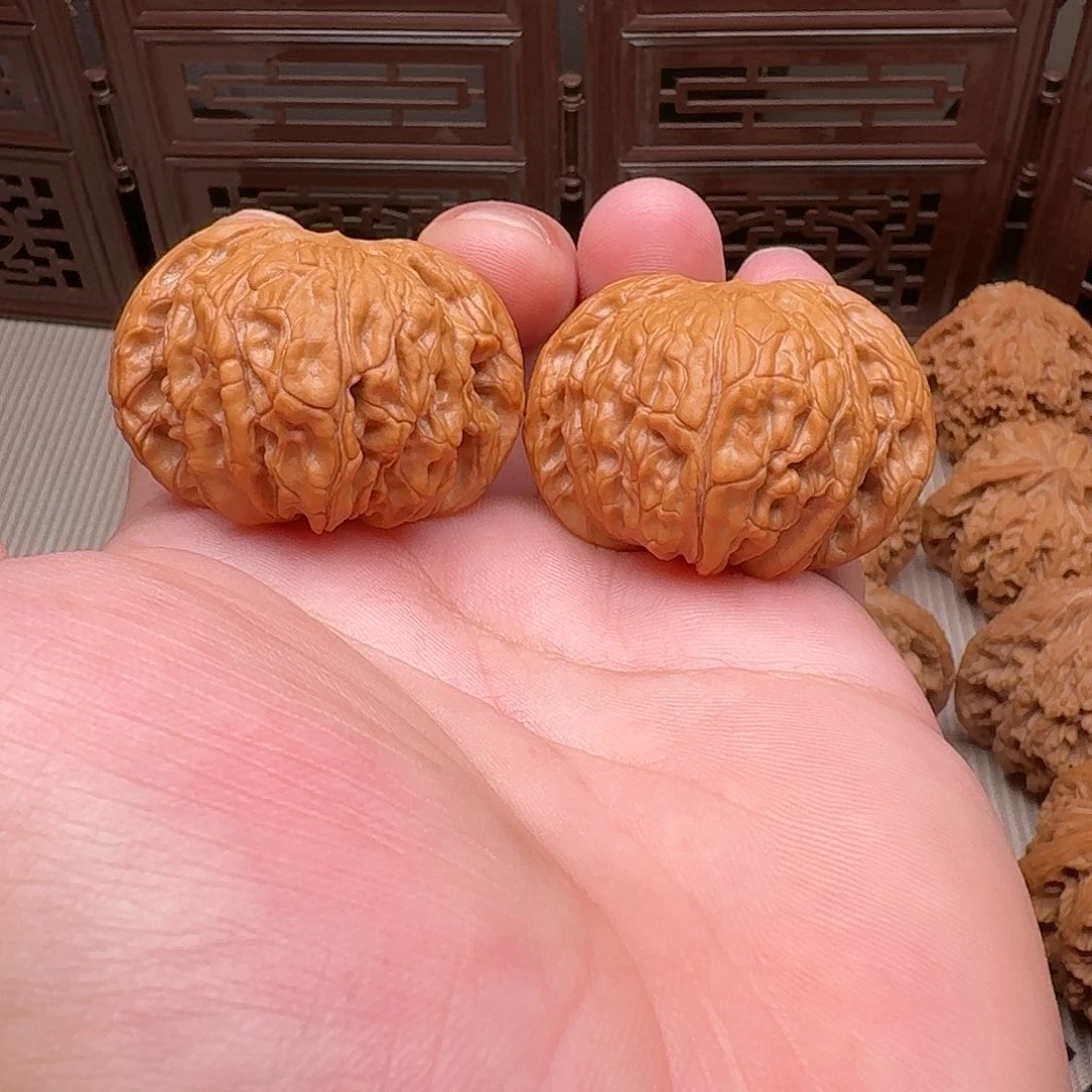 文玩核桃吊坠闷尖正磨