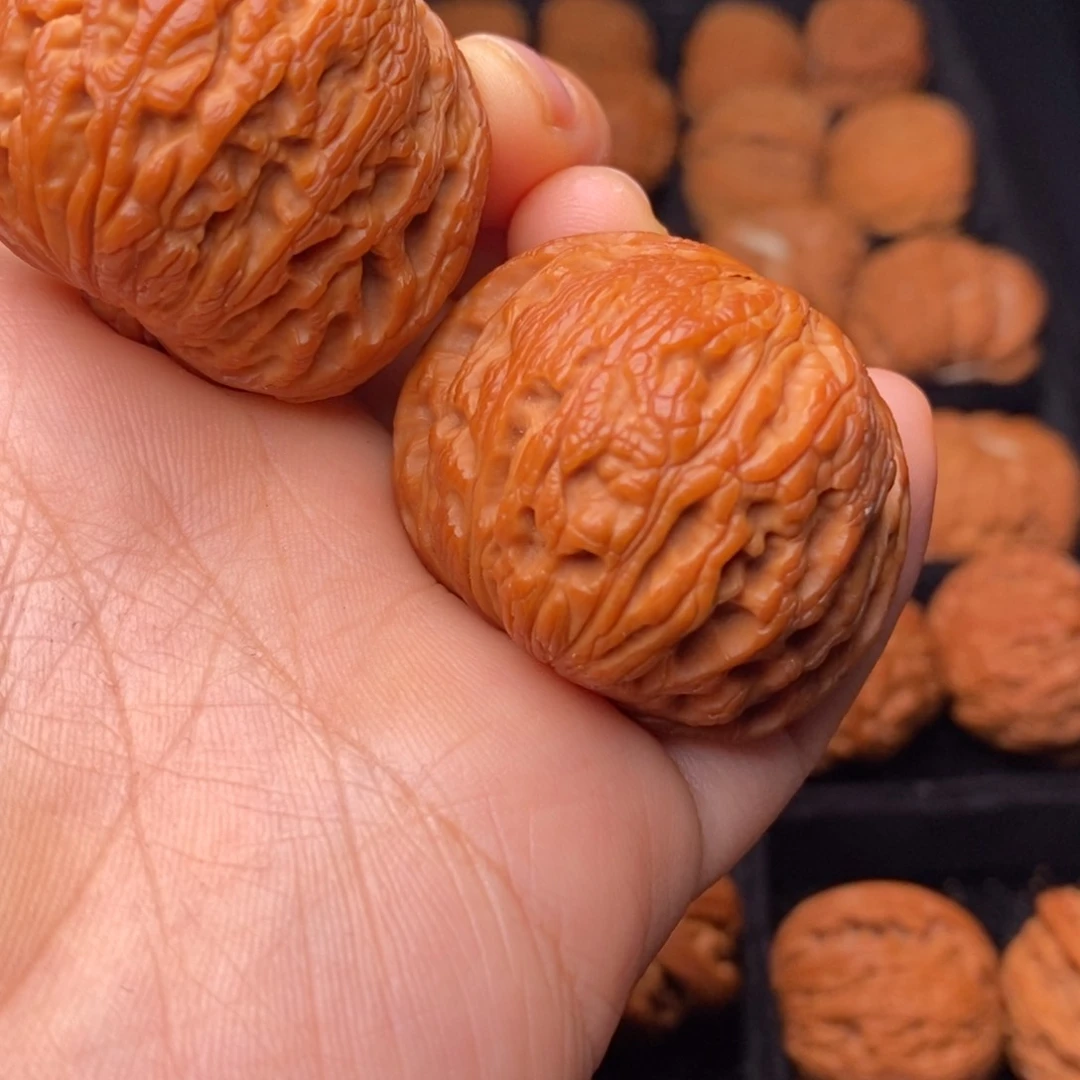 文玩核桃吊坠秦岭野生核桃