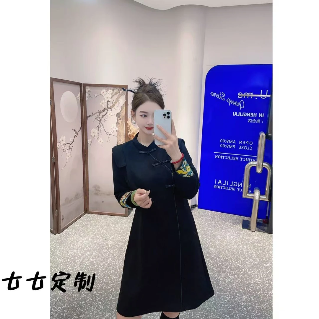 2025年冬季新款刺绣新中式国风复古连衣裙1865