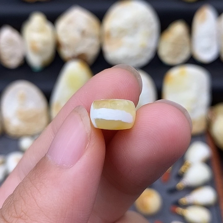 未镶嵌琥珀裸石10金瓷白b449