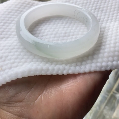 张***大石英质玉（金丝玉）未镶嵌手镯加工定制
