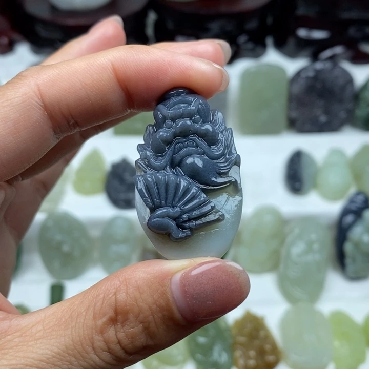 和田玉未镶嵌颈饰73