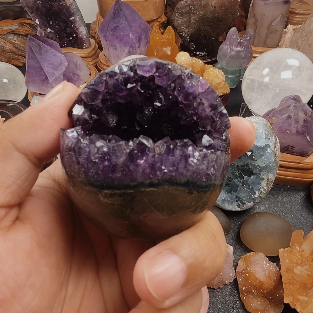 蓝***夭未镶嵌珠宝半成品水晶