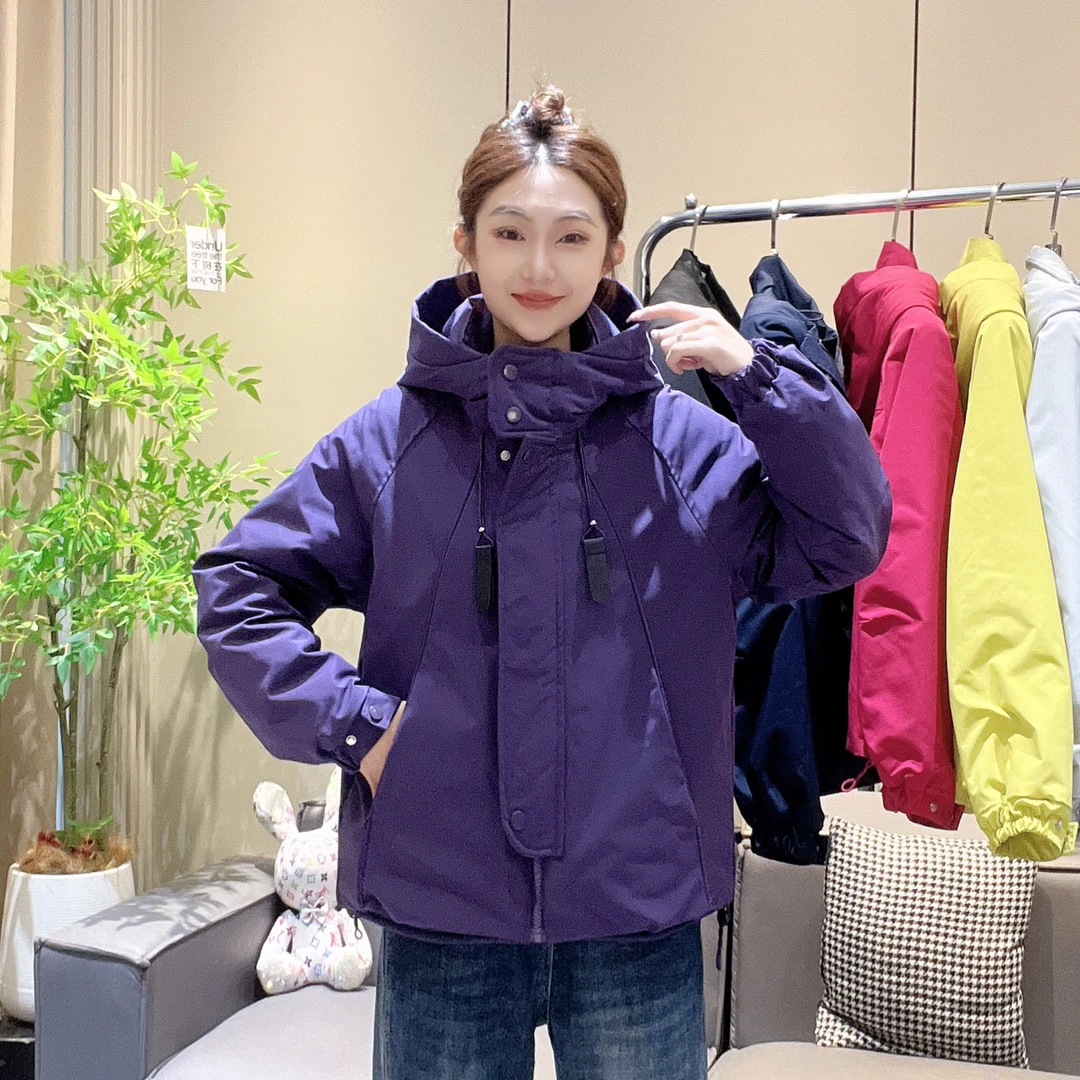 女士厚款连帽薄款常规款休闲秋冬季防水压格棉短外套1513