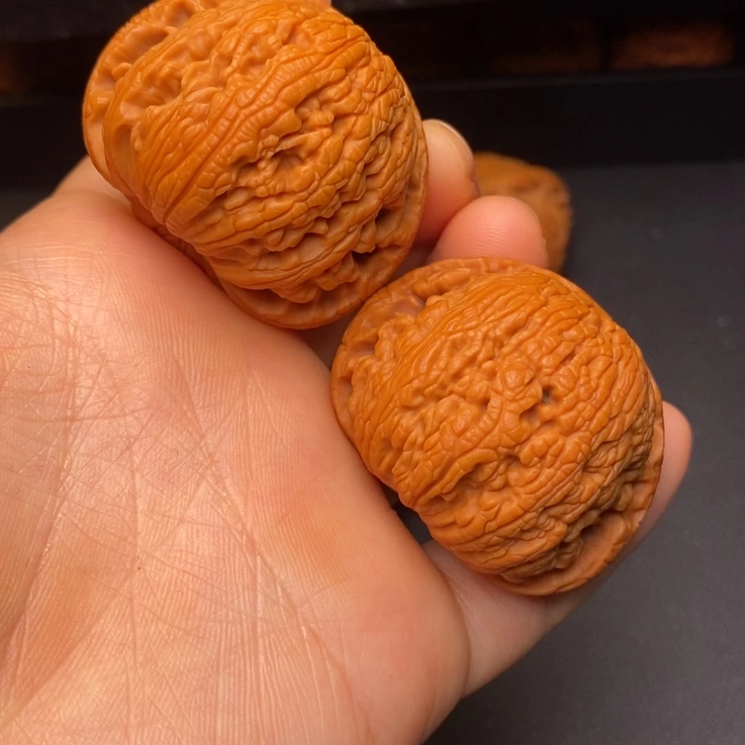 文玩核桃吊坠秦岭野生核桃