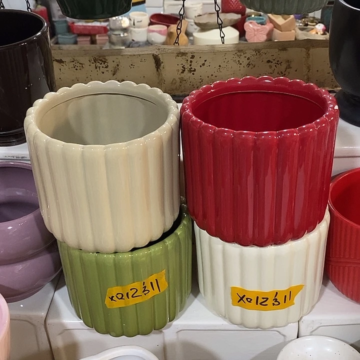 摆件陶盆有孔 瑕疵介意勿拍