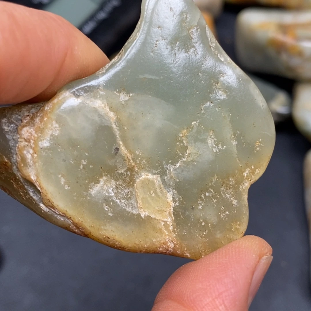 和田玉未镶嵌挂件