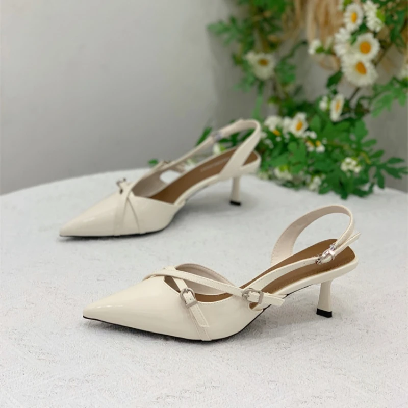 新款尖头法式气质漆皮凉鞋女2025夏季百搭时尚细跟配裙子包头凉鞋