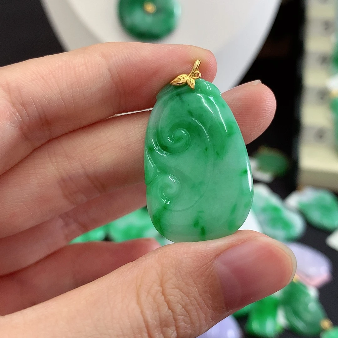 翡翠18K金镶嵌吊坠(不含链)